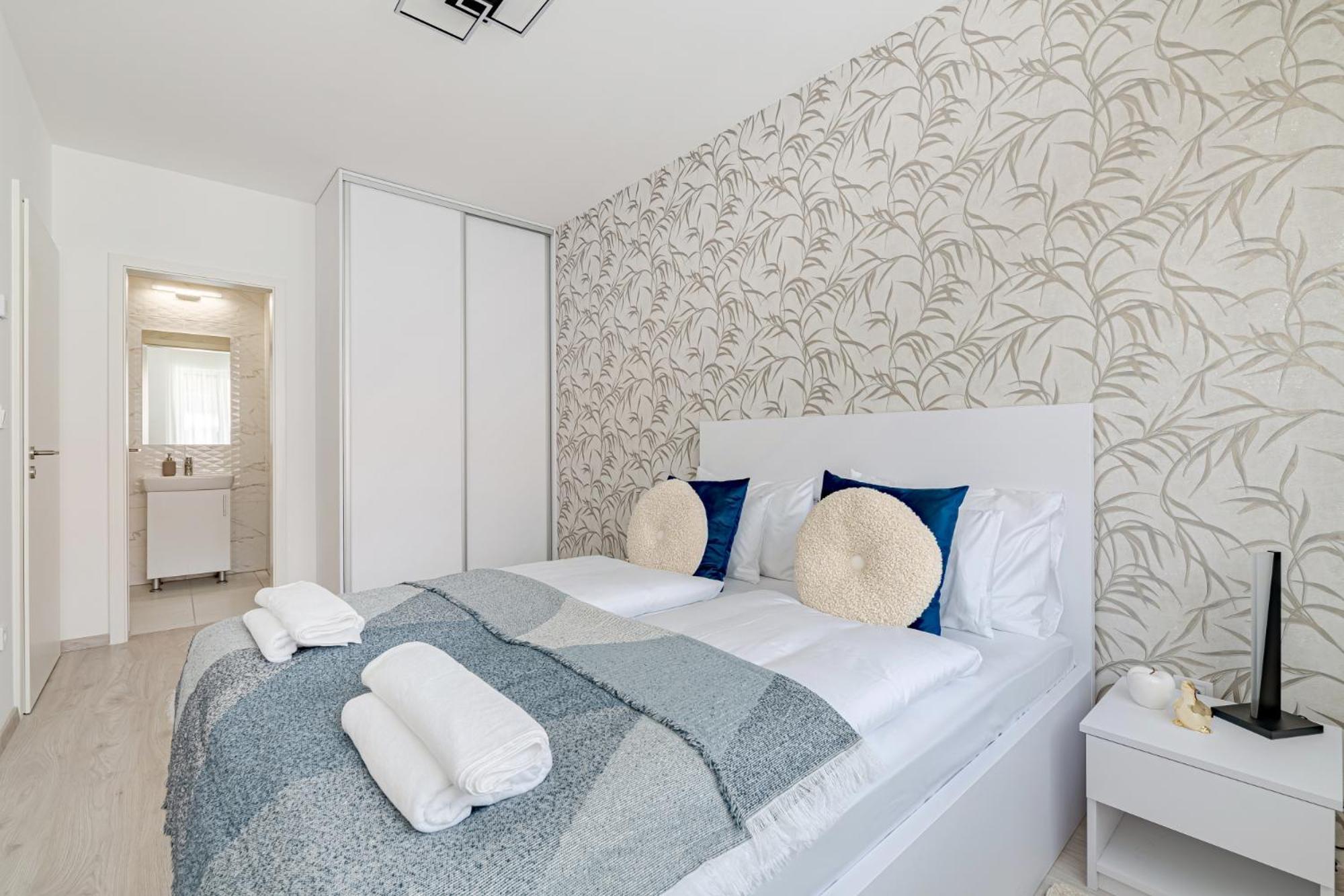 Spirit Apartments By Urbanrent Budapest Exterior photo