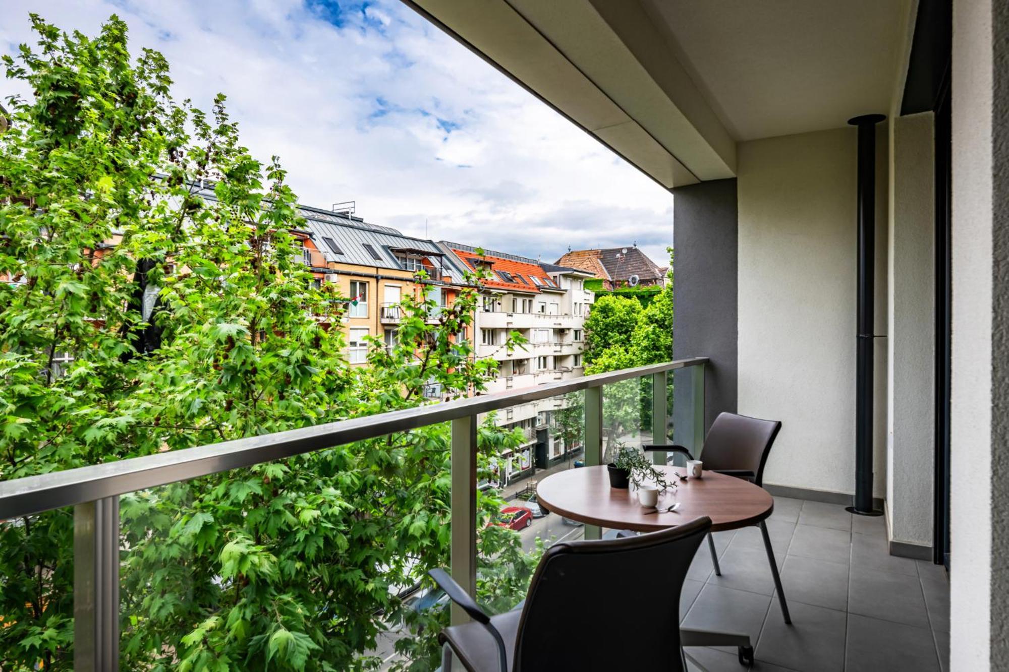 Spirit Apartments By Urbanrent Budapest Exterior photo